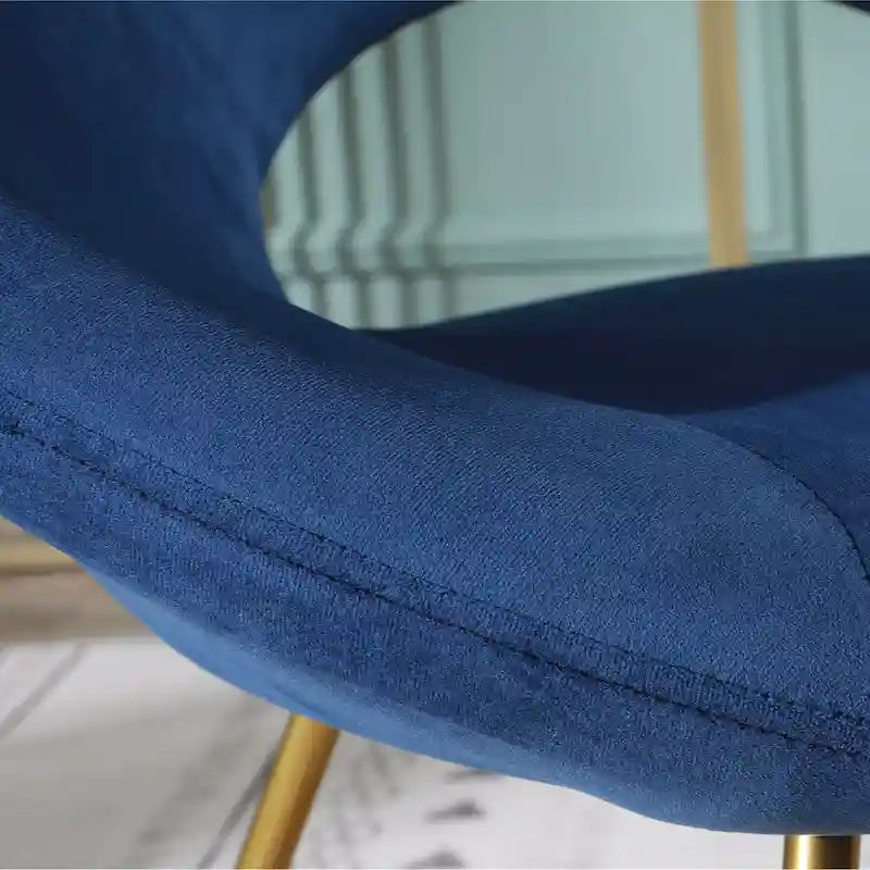 Fauteuil d'appoint en velours avec piètement luge doré
