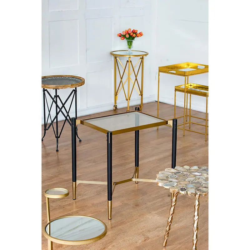 Table d'appoint rectangulaire noir mat et or avec plateau en verre
