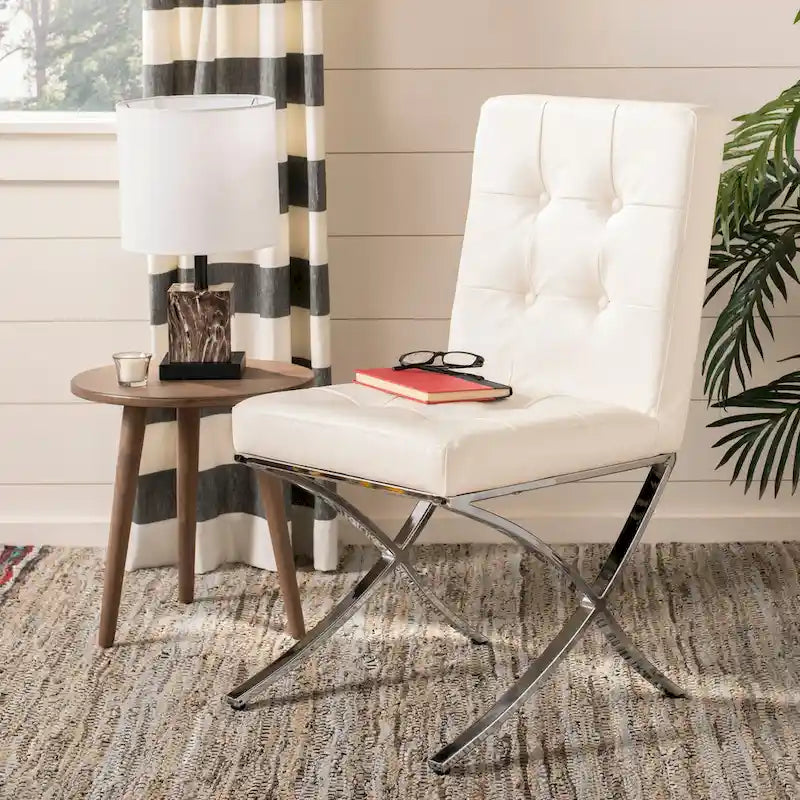 Chaise d'appoint capitonnée Glam avec pieds chromés