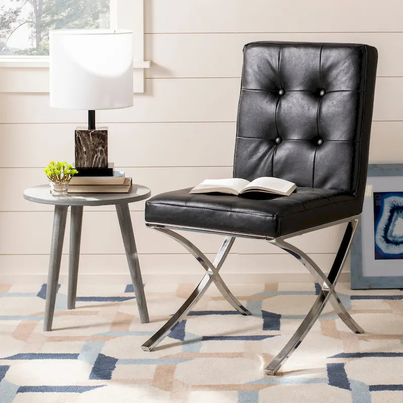 Chaise d'appoint capitonnée Glam avec pieds chromés
