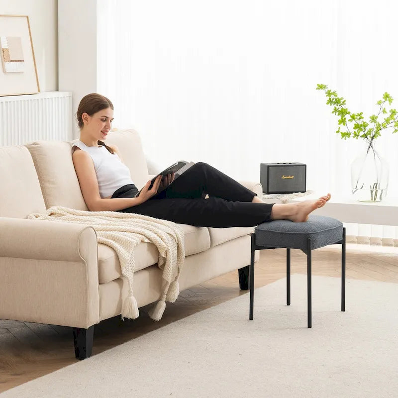 Repose-pieds ottoman rectangulaire en velours capitonné