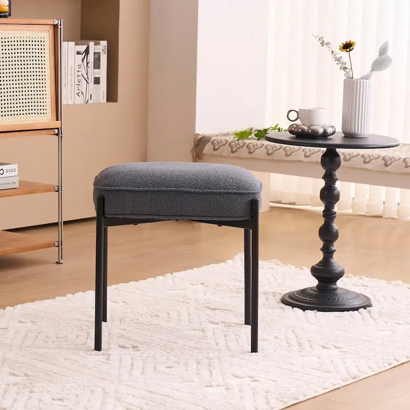 Repose-pieds ottoman rectangulaire en velours capitonné