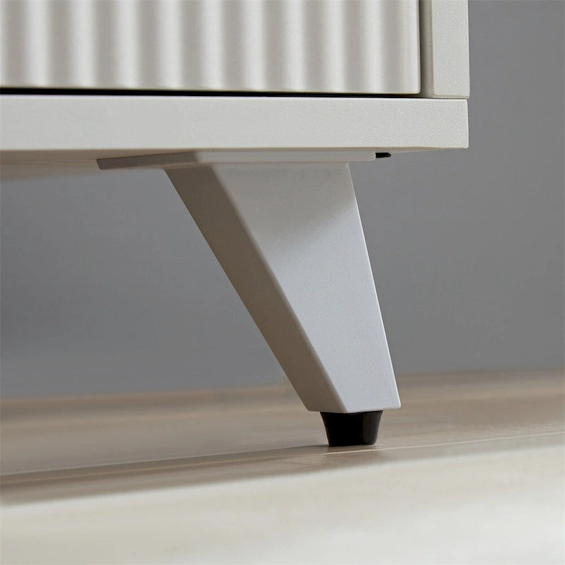 Buffet bahut 4 portes avec motif de vaguelettes